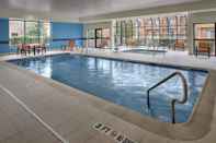 Swimming Pool Courtyard by Marriott Mt. Laurel