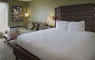 Bedroom 7 DoubleTree by Hilton Collinsville - St. Louis