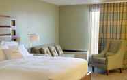 Bedroom 5 DoubleTree by Hilton Collinsville - St. Louis