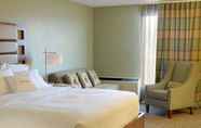 Bedroom 5 DoubleTree by Hilton Collinsville - St. Louis