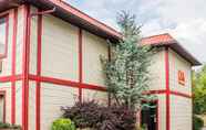 Exterior 2 Econo Lodge Scranton near Montage Mountain