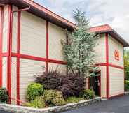 Exterior 2 Econo Lodge Scranton near Montage Mountain