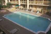 Swimming Pool Days Inn by Wyndham Augusta-Washington Rd