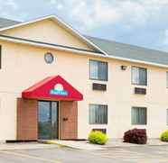 Bangunan 2 Econo Lodge Inn & Suites