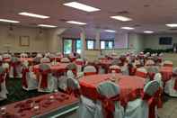 Functional Hall Ramada by Wyndham & Suites Warner Robins