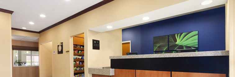 Sảnh chờ Fairfield Inn Forsyth Decatur