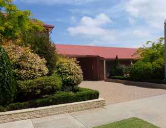 Exterior 2 Colonial Motor Inn Bairnsdale