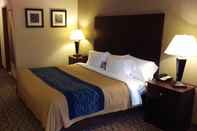 Bedroom Comfort Inn Huntington Near University