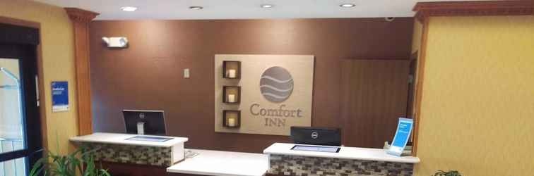 Lobby Comfort Inn Huntington Near University