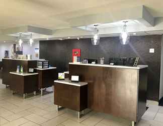 Lobi 2 Best Western Plus Jonesboro Inn and Suites