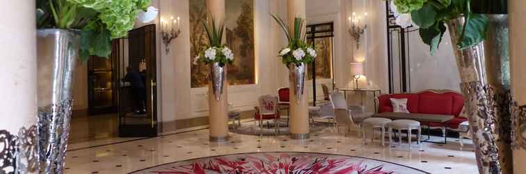 Lobby Hôtel Plaza Athénée - Dorchester Collection