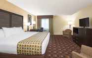 Bilik Tidur 4 La Quinta Inn by Wyndham Buffalo Airport