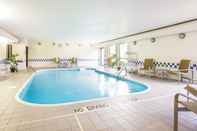 Swimming Pool Best Western Plus Mishawaka Inn