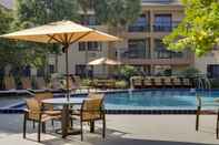 Swimming Pool Courtyard Marriott Ocala