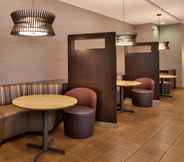 Sảnh chờ 3 Courtyard Marriott Ocala