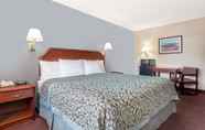 Bedroom 7 Days Inn by Wyndham Ruidoso Downs