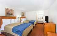Phòng ngủ 6 Days Inn by Wyndham Winston Salem North