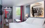 Bedroom 2 Best Western Paris Saint-Quentin