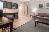 Ruang Umum Best Western Plus Wilkes Barre-Scranton Airport Hotel