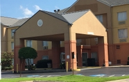 Exterior 4 Red Roof Inn & Suites Vicksburg