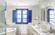 In-room Bathroom 7 Vedema, a Luxury Collection Resort, Santorini