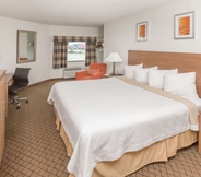 ห้องนอน 7 Days Inn by Wyndham Biloxi Beach