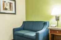 Common Space Comfort Inn Grove City - Columbus South