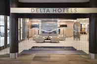 Lobby Delta Hotels by Marriott Edmonton Centre Suites