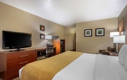 Kamar Tidur 6 Comfort Inn & Suites Springfield I-44