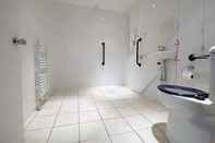 Toilet Kamar Comfort Hotel Great Yarmouth