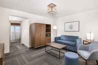 Common Space Four Points by Sheraton Spartanburg