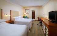 Kamar Tidur 7 Four Points by Sheraton Los Angeles International Airport