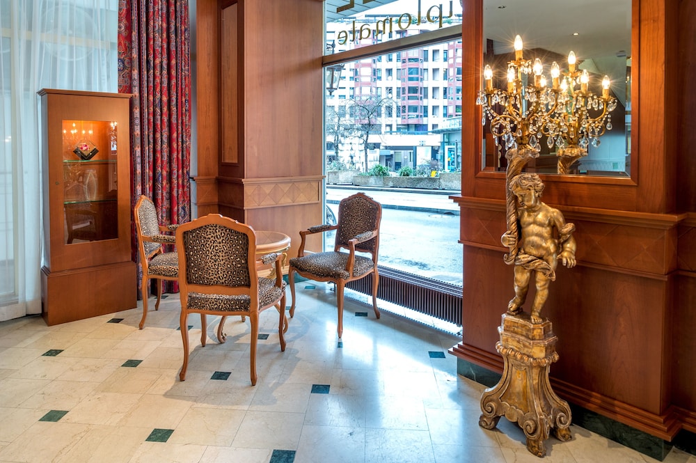 Sảnh chờ 5 Hotel Diplomate