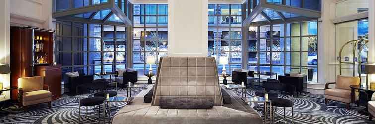 Lobi Vogue Hotel Montreal Downtown, Curio Collection by Hilton