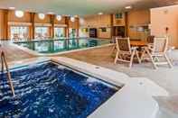 Swimming Pool Best Western Cape Cod Hotel