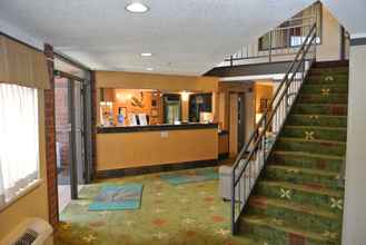 Lobby 4 Quality Inn & Suites Mayo Clinic Area