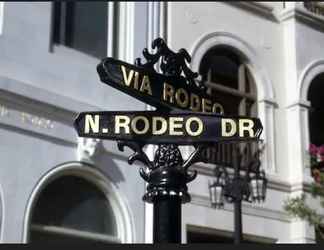 Exterior 2 Luxe Rodeo Drive Hotel