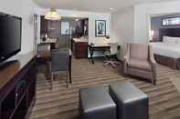 Common Space HYATT house Belmont/Redwood Shores