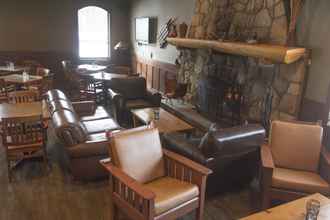 Sảnh chờ 4 Marmot Lodge
