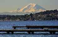 Nearby View and Attractions 4 Red Lion Hotel Seattle Airport Sea-Tac