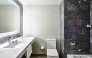 In-room Bathroom 6 AC Hotel by Marriott Pleasanton