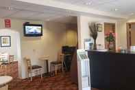 Lobby Econo Lodge Mechanicsburg