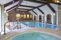 Swimming Pool Oxford Witney Hotel