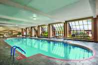 Swimming Pool Hyatt Regency Green Bay