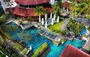 Swimming Pool 2 Sheraton Surabaya Hotel and Towers