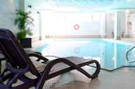 Swimming Pool Rodd Grand Yarmouth Hotel