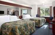 Bedroom 5 Days Inn & Suites by Wyndham Greeley