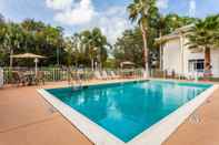 Swimming Pool Mainstay Suites at PGA Village