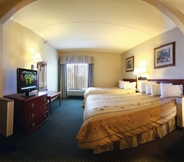 ห้องนอน 4 Best Western Plus Suites-Greenville