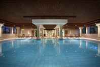 Swimming Pool DoubleTree by Hilton Royal Parc Soestduinen